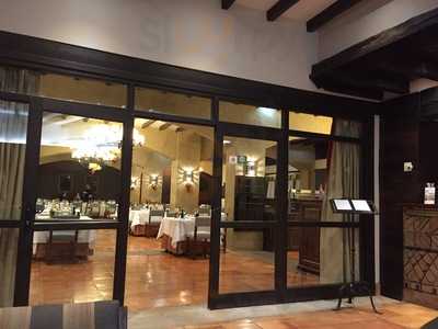 Restaurante De Parador De Sos Del Rey Católico