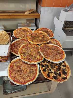 Supermercado Y Panaderia Tinin