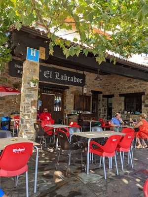 Mesón Hostal El Labrador