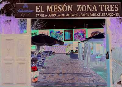 Mesón Zona Tres