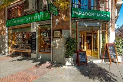 Parador Del Jamon