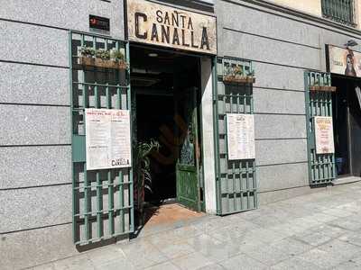 Santa Canalla