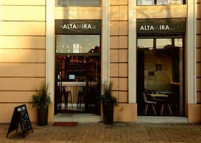 Altamira Restobar