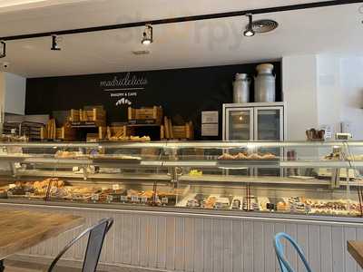 Madridelicia Bakery & Cafe