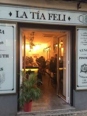 La Tia Feli