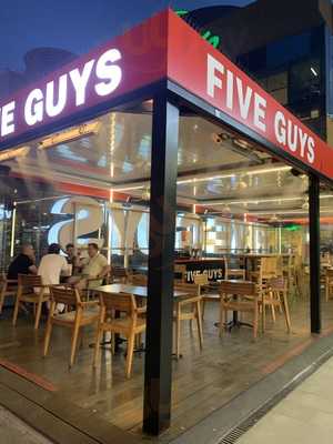 Five Guys Castellana Azca