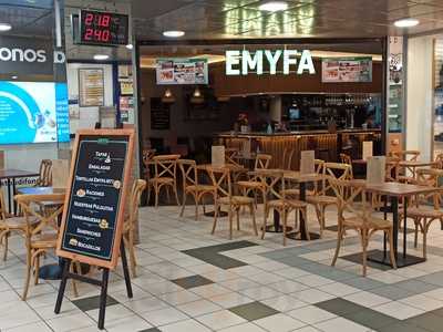 Emyfa Restaurant/bar