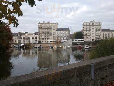 Waldeck, Nantes