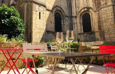 Terres de Raisin, Caen