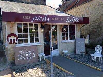 Les Pieds Sous La Table menu