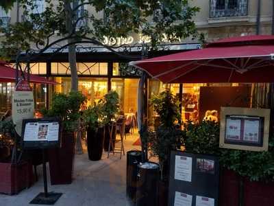 Le Bistro Romain