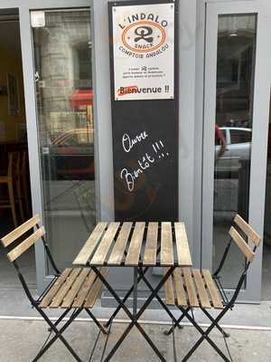 Cherryne & Pef's Bakeshop, Lyon