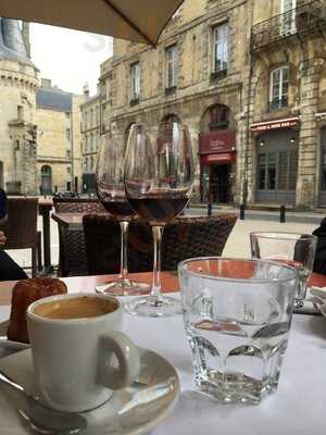 Les Freres Cailloux, Bordeaux