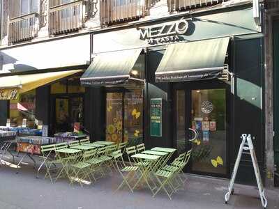 Mezzo Di Pasta, Lyon