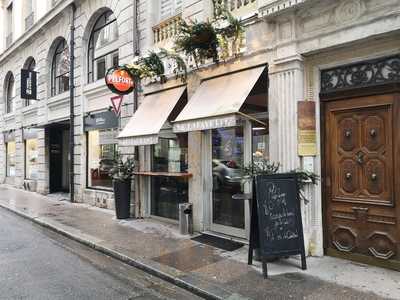 Lafayette Cafe, Lyon