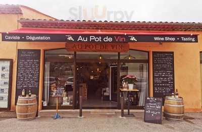 Le Pot de Vin, Cannes