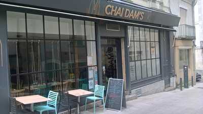 Chai Dam's, Angers