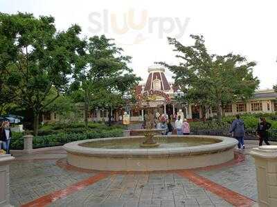 Plaza Gardens Restaurant