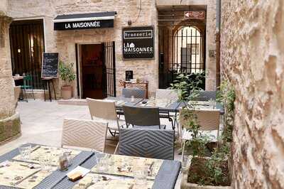 La Maisonnee, Nîmes