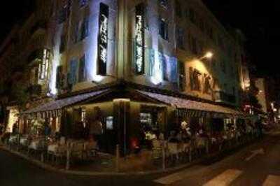 Le Petit Paris, Cannes