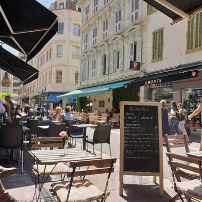 Cactus Café, Cannes