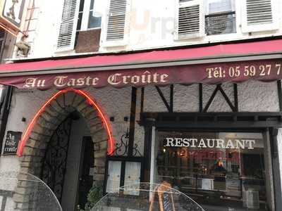 Taste Croute