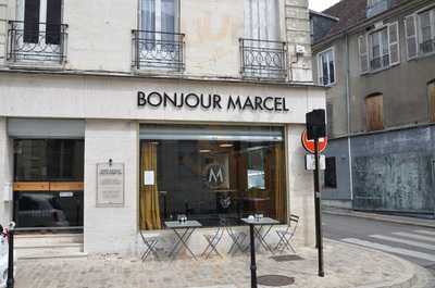 Bonjour Marcel, Bourges