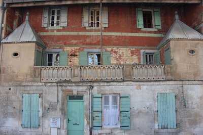 Le Comptoir des Porcelets, Arles