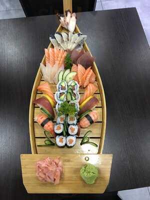 Natsu Sushi