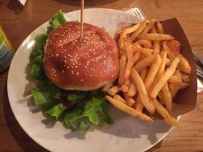 85 Ozo Maison Burger, Courbevoie