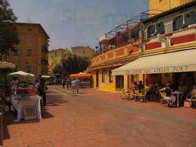 Le Cafe du Vieux Port, Menton