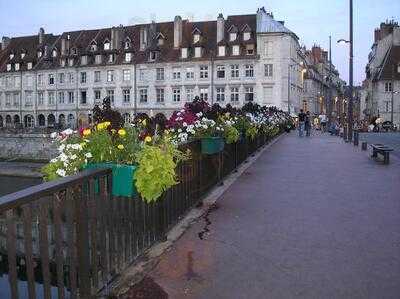 Don Doner, Besançon