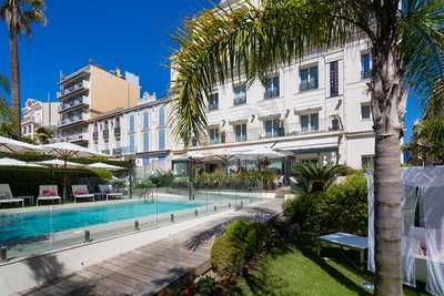 Le Café Blanc, Cannes