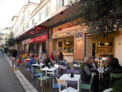 Sapore di Pane, Cannes