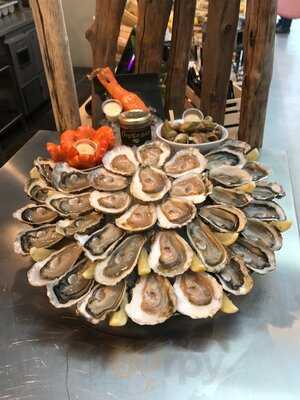 Oyster bar 64, Pau