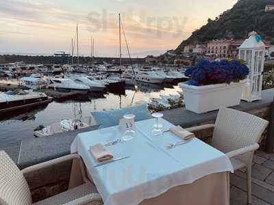 Tre Nodi - Ristorante Sul Porto Di Maratea