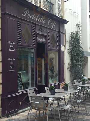 Portobello Café, Pau