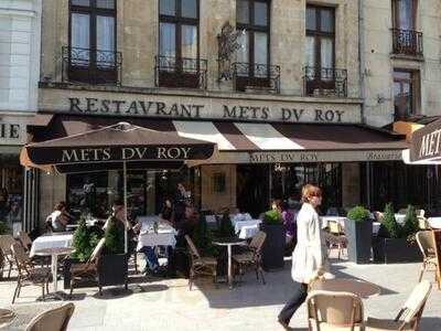 Mets du Roy, Saint-Denis