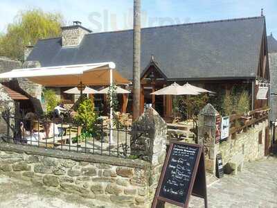 Crêperie La Fontaine Du Jerzual Dinan