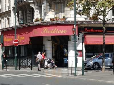 Le Sicilien, Clichy