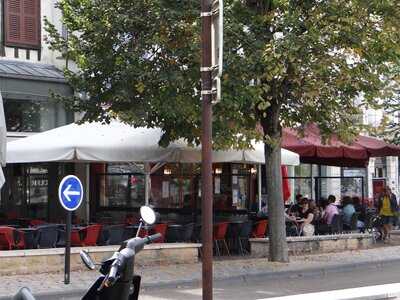 Brasserie Le Biarritz, Auxerre