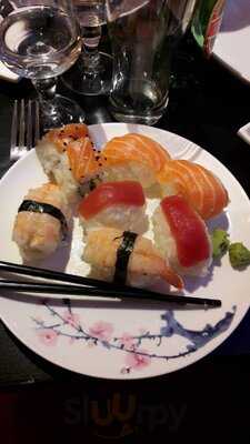 Sushi Yaki, Antony