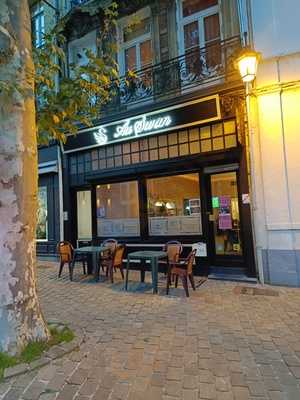 Au Bistro De La Fontaine