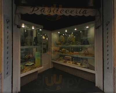 Pasticceria Tiratisu, Mantova