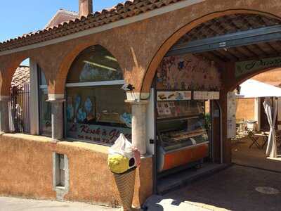 Le Kiosk, Fayence