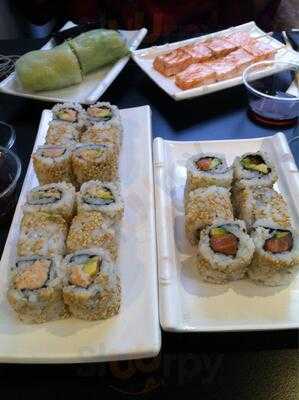 Nina Sushi, Saint-Mande