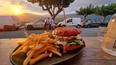 Snack L'authentique Burger Panini Sandwich Zonza