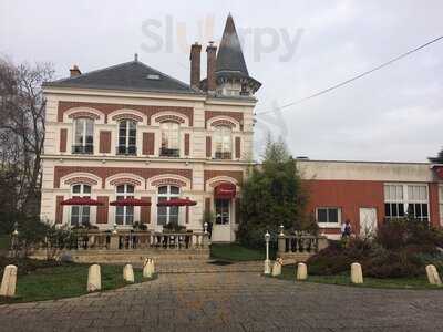 Les Pieds dans l’Herbe, Vanves