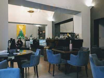 Cafe Ferdinandeo, Caserta