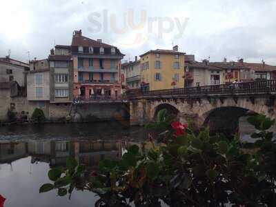 L'Oustalet, Saint-Girons